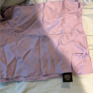 GUCCI BRAND NEW Lavender logo Scarf